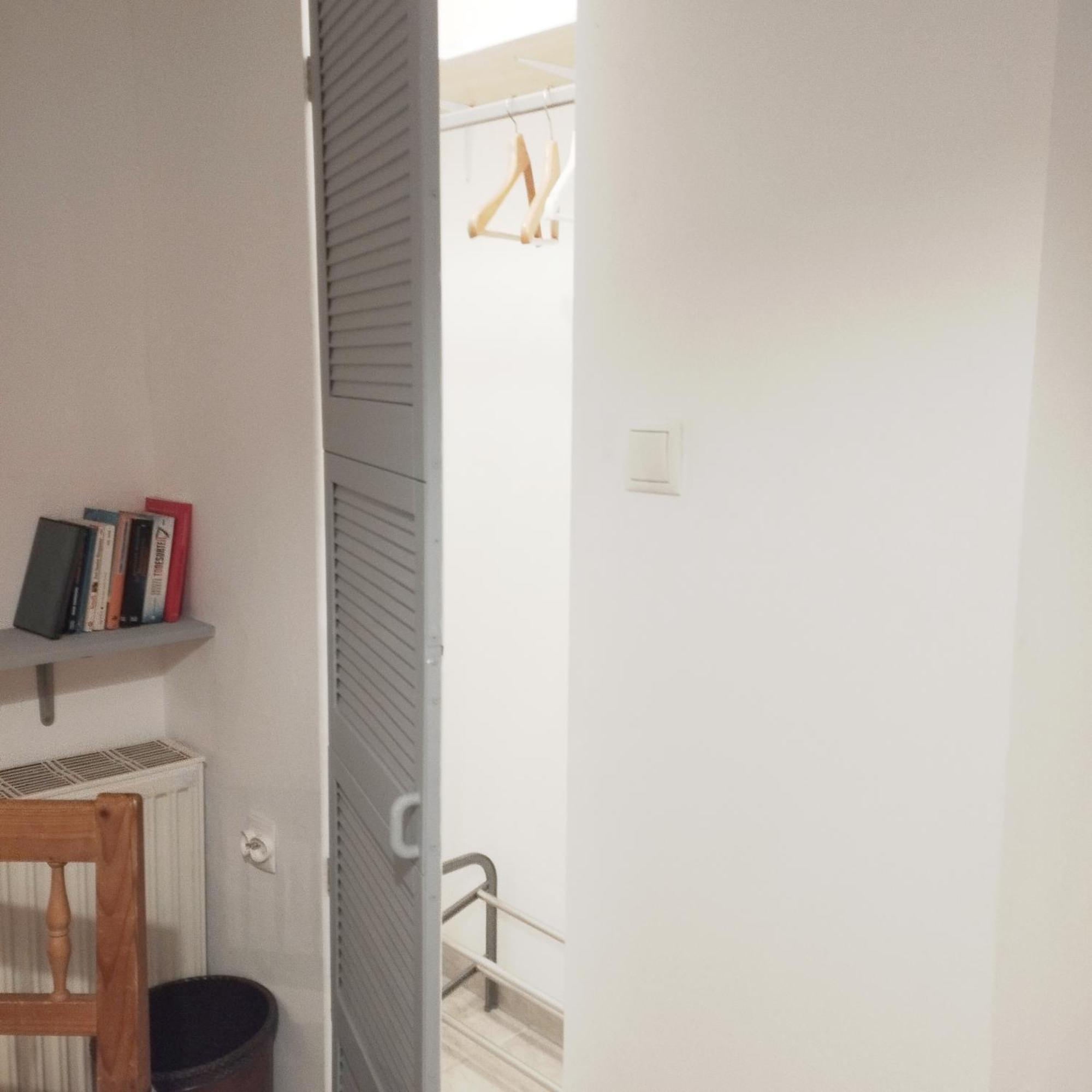 B&B Family Basement Apartment, Breakfast, Free Parking, 5Km From Tulln Chorherrn Eksteriør billede